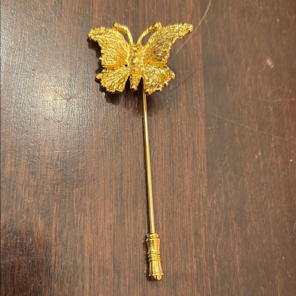 Elegant Gold Butterfly Brooch Stock Pin